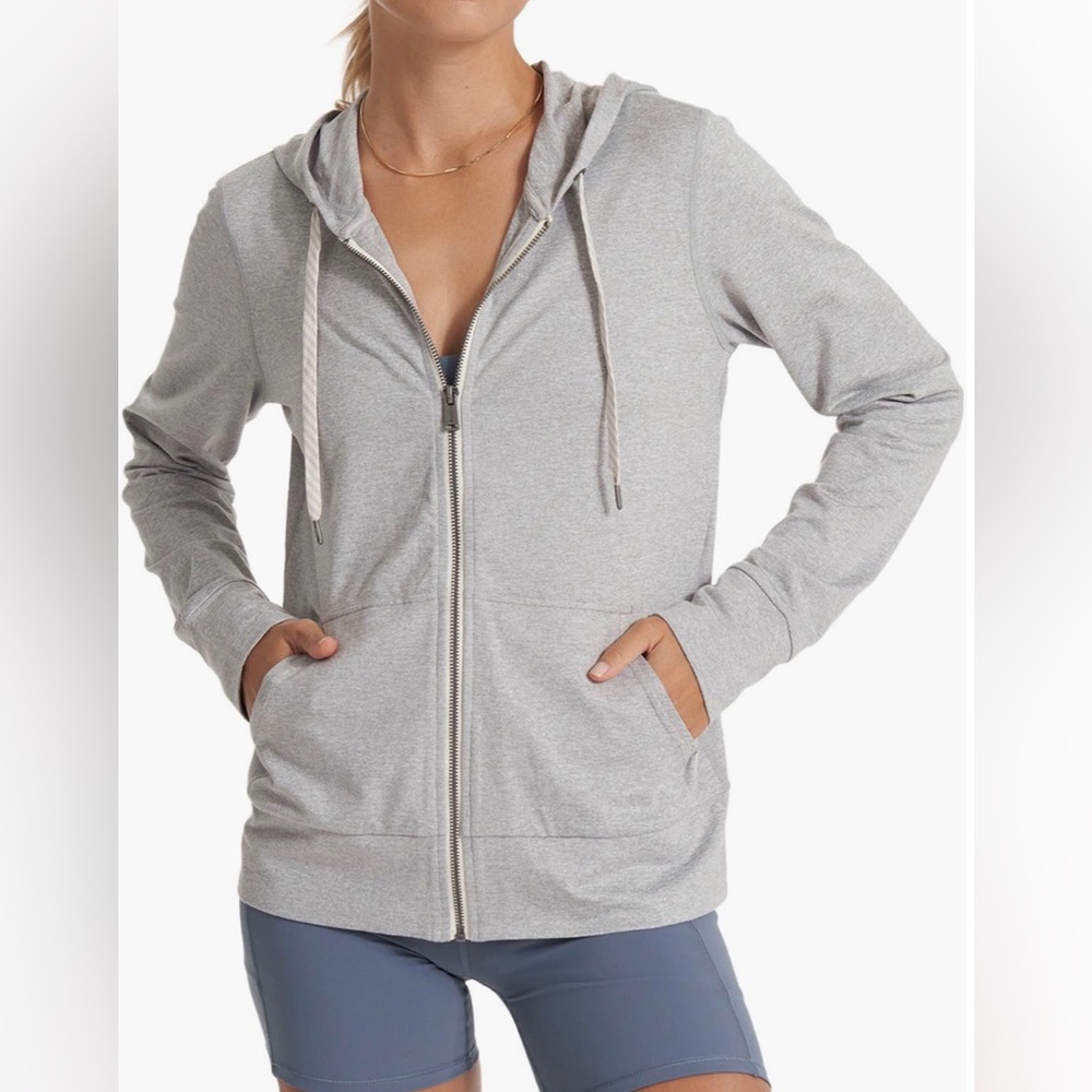 Vuori halo performance hoodie